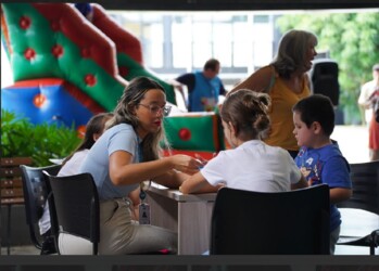 abril-azul-centro-tea-paulista-promove-acao-de-conscientizacao-com-foco-em-acolhimento-e-inclusao